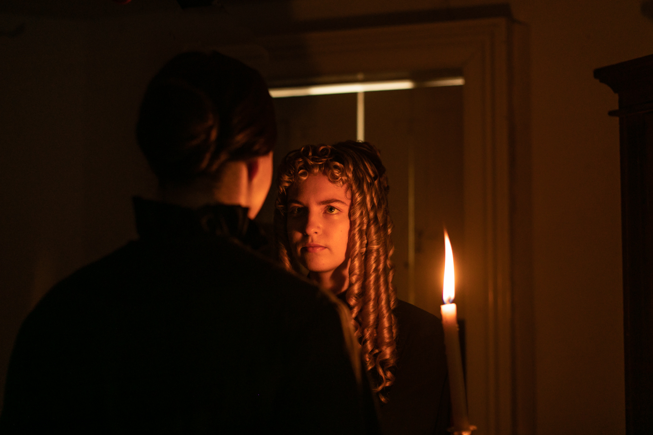 El Legado - Chris Walley, Agnes O'Casey